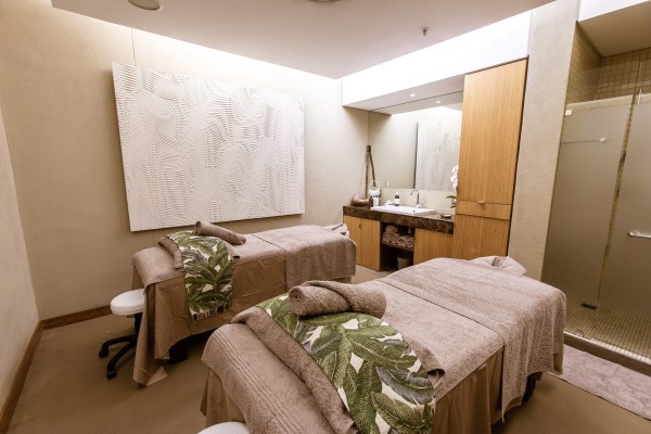 Pampered Like A Woman By The View by 27pinkx